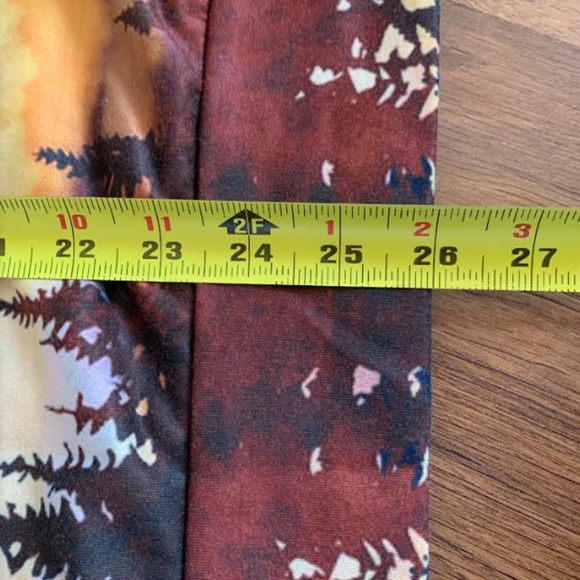 Landscape Pullover - Picture 5 of 11